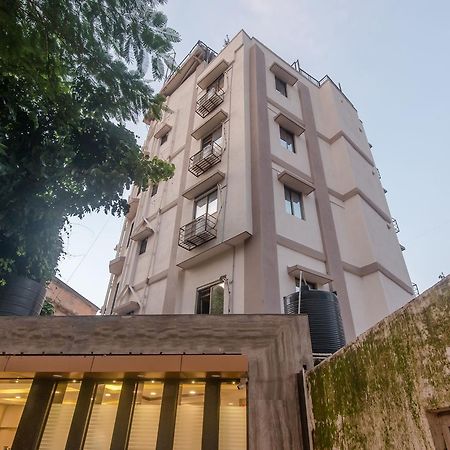 Oyo 9748 Hotel Girgaon Palace Mumbai Exterior foto