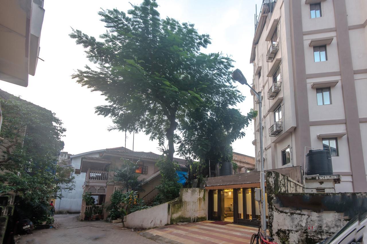 Oyo 9748 Hotel Girgaon Palace Mumbai Exterior foto